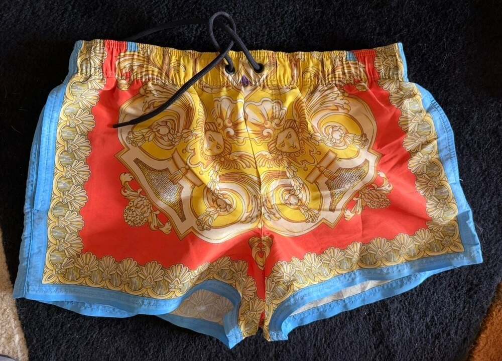 VERSACE Barocco Acanthus Pop print swim shorts